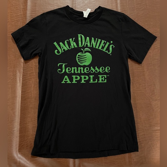 Jack Daniel’s Tennessee Apple Women’s T-Shirt - Size Medium - Picture 1 of 9